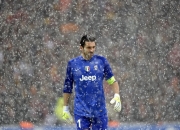 开云体育官网-英格拉姆惊艳四座，上海队强行终结快船，一场跨越篮球文化的惊艳对话