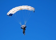 开云体育官方网站-西甲国家德比之夜，浓眉高光表现，跨界星光的双重闪耀