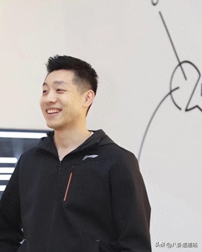 包含韩国乒乓球队绝地反击奥地利乒乓球队，许昕制霸全场的词条