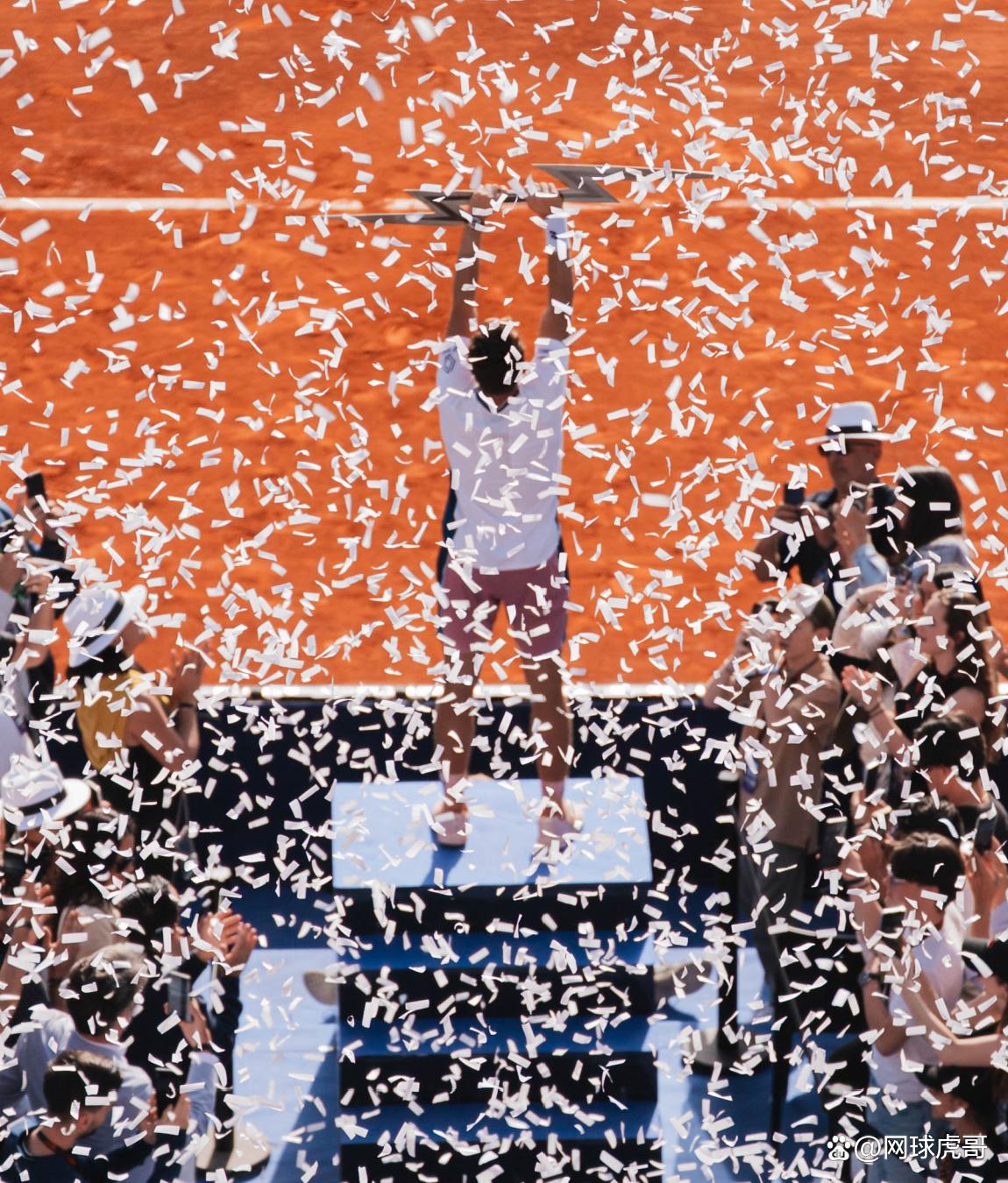 包含蒙特卡洛大师赛鏖战年终总决赛，鲁德带队取胜的词条