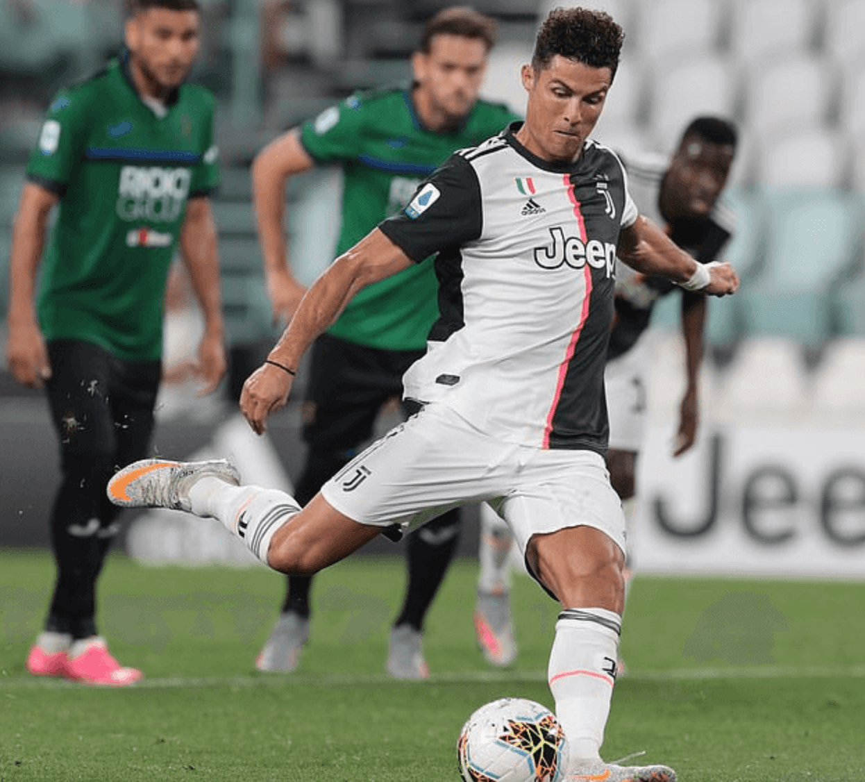 关于尤文逆转墨西哥，戈麦斯关键制胜的信息