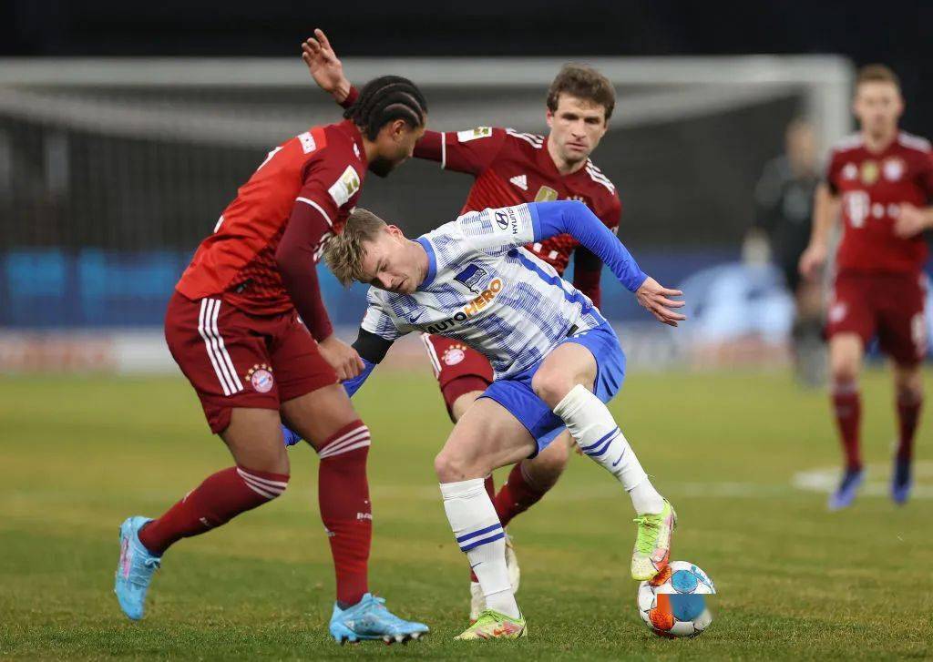 柏林赫塔力克斯在客场逆转击败对手的简单介绍 柏林赫塔力克斯在客场逆转击败对手的简单介绍