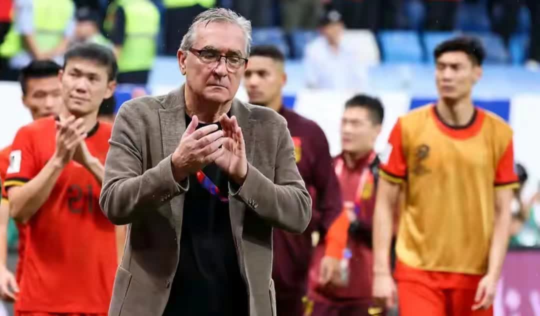 柏林联队主场失利，球员表现低迷的简单介绍