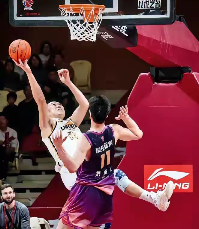 辽宁男篮主场再胜对手,向着积分榜榜首迈进的简单介绍 辽宁男篮主场再胜对手,向着积分榜榜首迈进的简单介绍