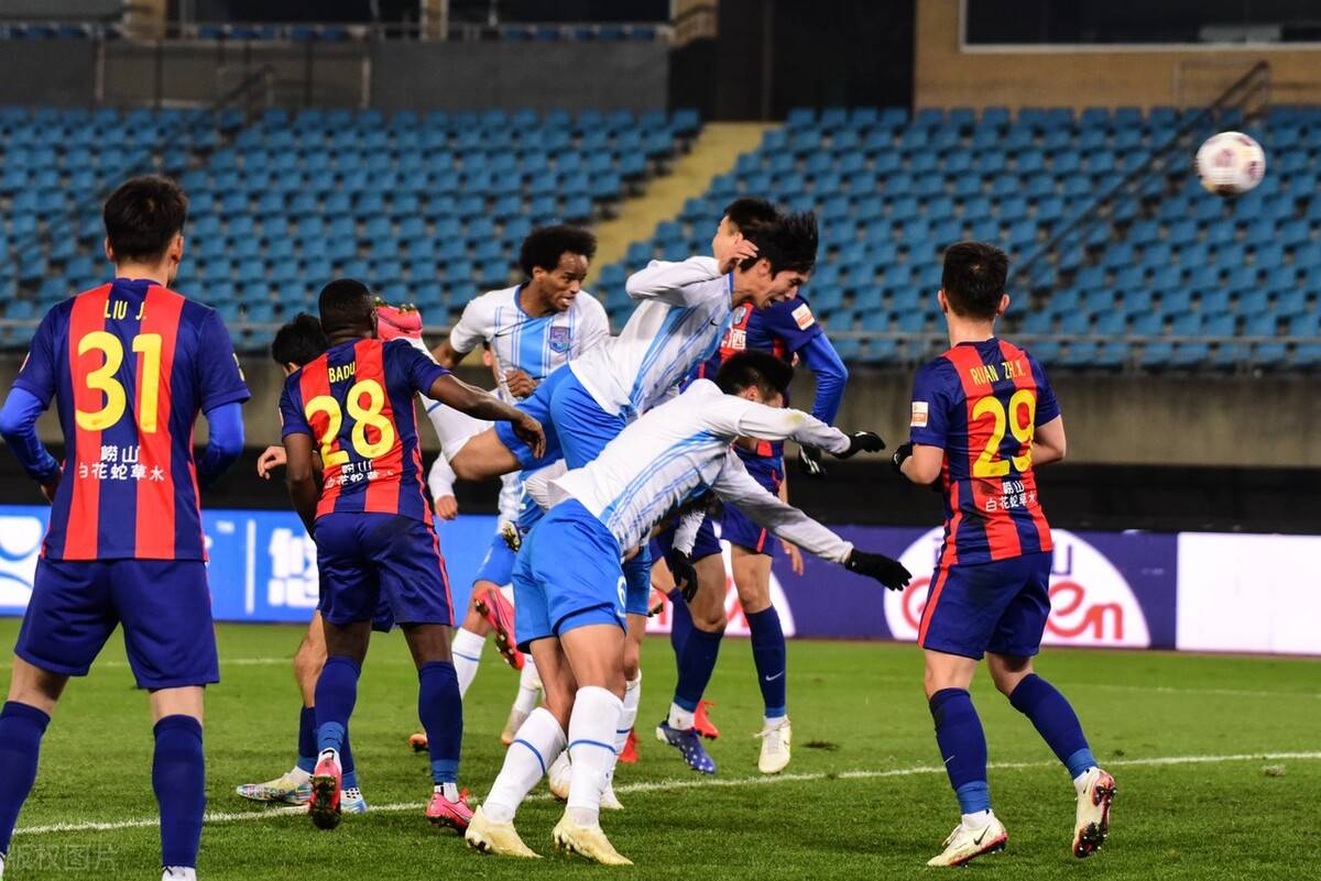 包含富勒姆遭遇悲情连败，保级形势严峻的词条