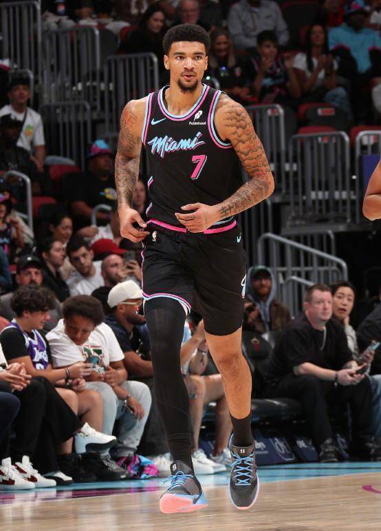 热火客场逆转活塞，球队实力得到认可