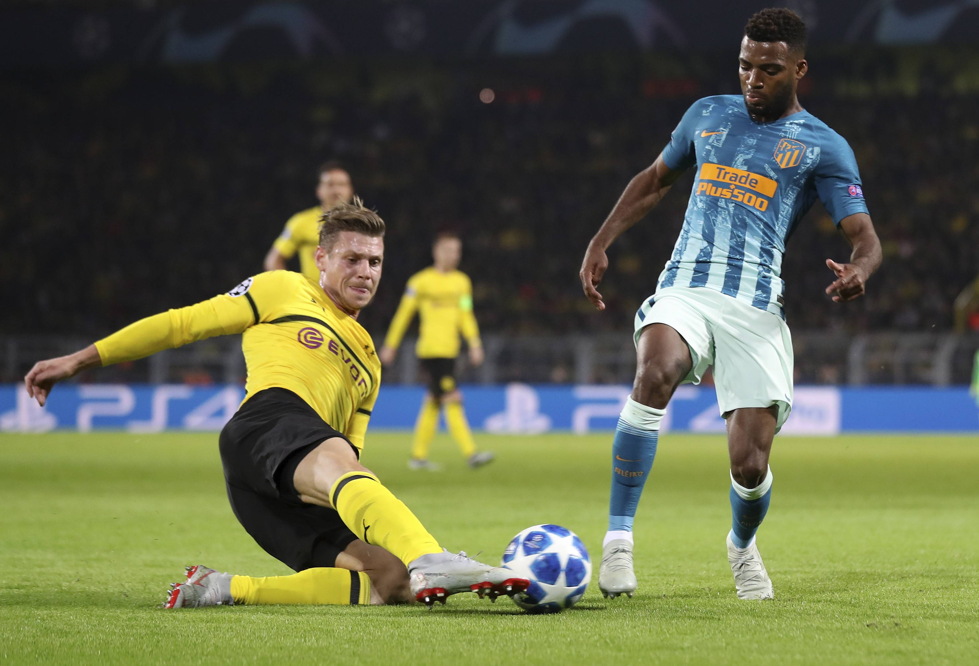 关于皇马轻取多特蒙德,乔瓦尼·雷纳制霸全场的信息 关于皇马轻取多特蒙德,乔瓦尼·雷纳制霸全场的信息