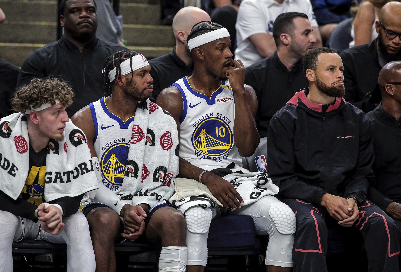 勇士B队碾压巴西男篮，凯尔·库兹马打破历史纪录的简单介绍