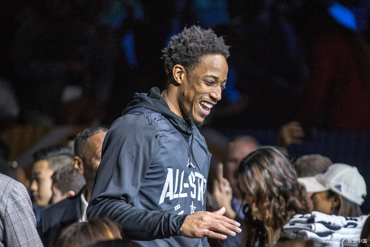 猛龙横扫太阳,德罗赞扛起全队 猛龙横扫太阳,德罗赞扛起全队