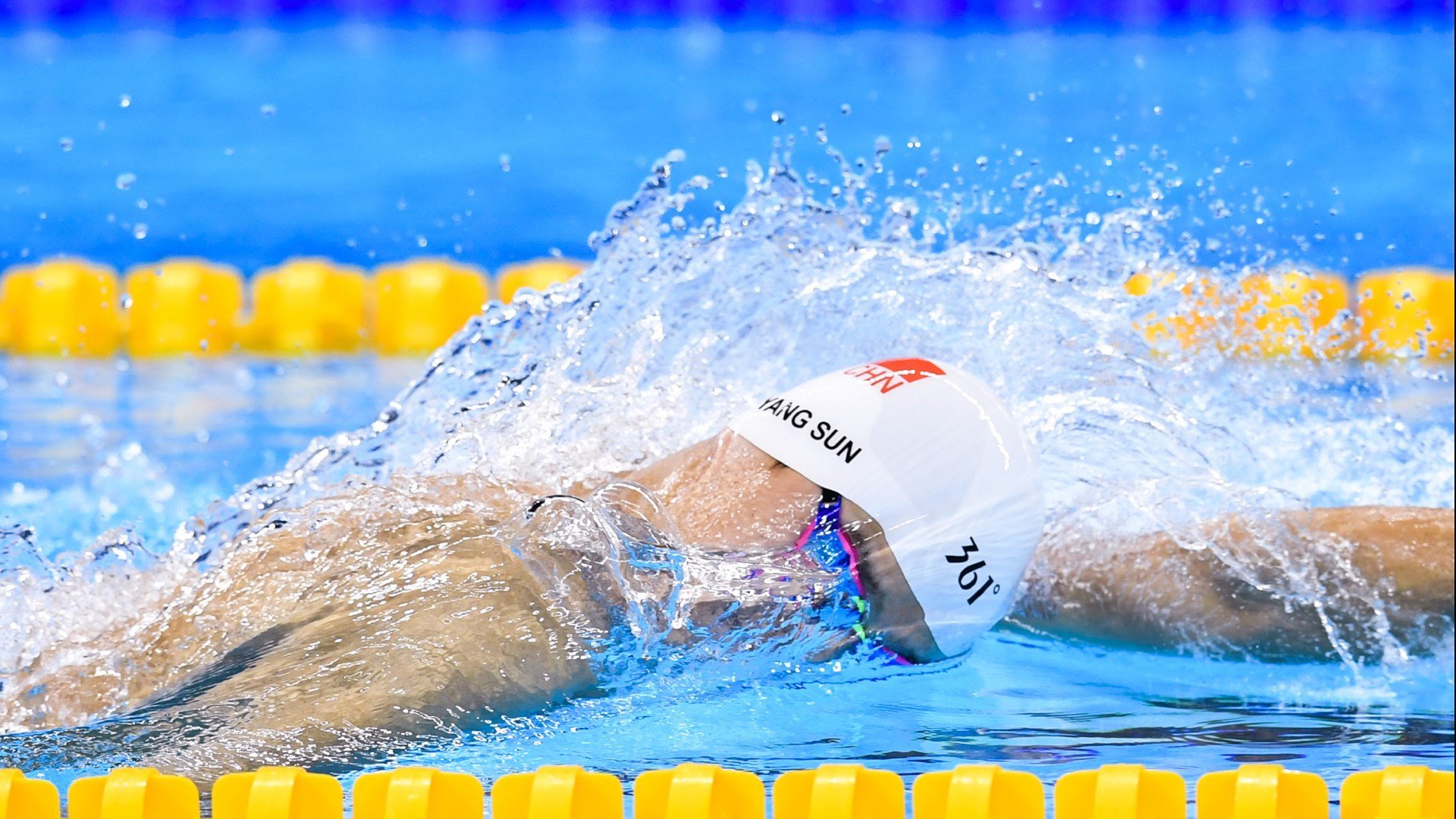 活塞冲垮马刺，保罗成为关键先生，一场颠覆预期的经典之战