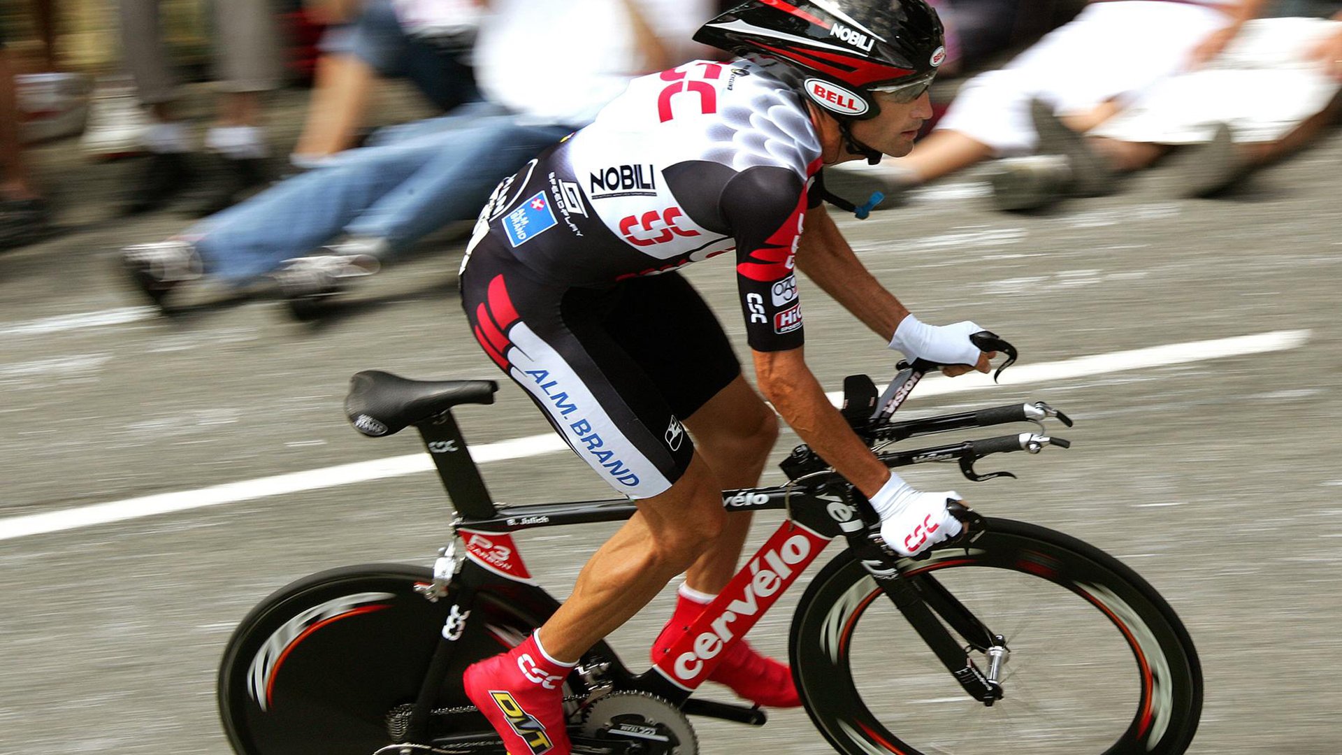 F1新赛季揭幕战之夜,利拉德成为胜负手