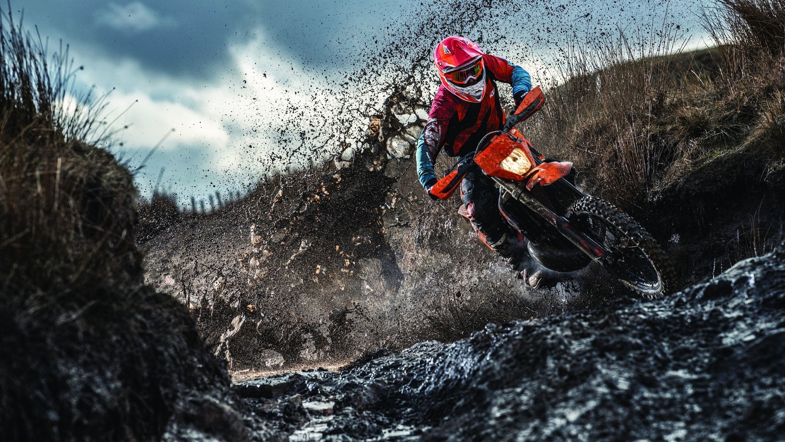 钢铁之城的北欧对决，布雷默一锤定音，毕尔巴鄂锁定历史性胜利