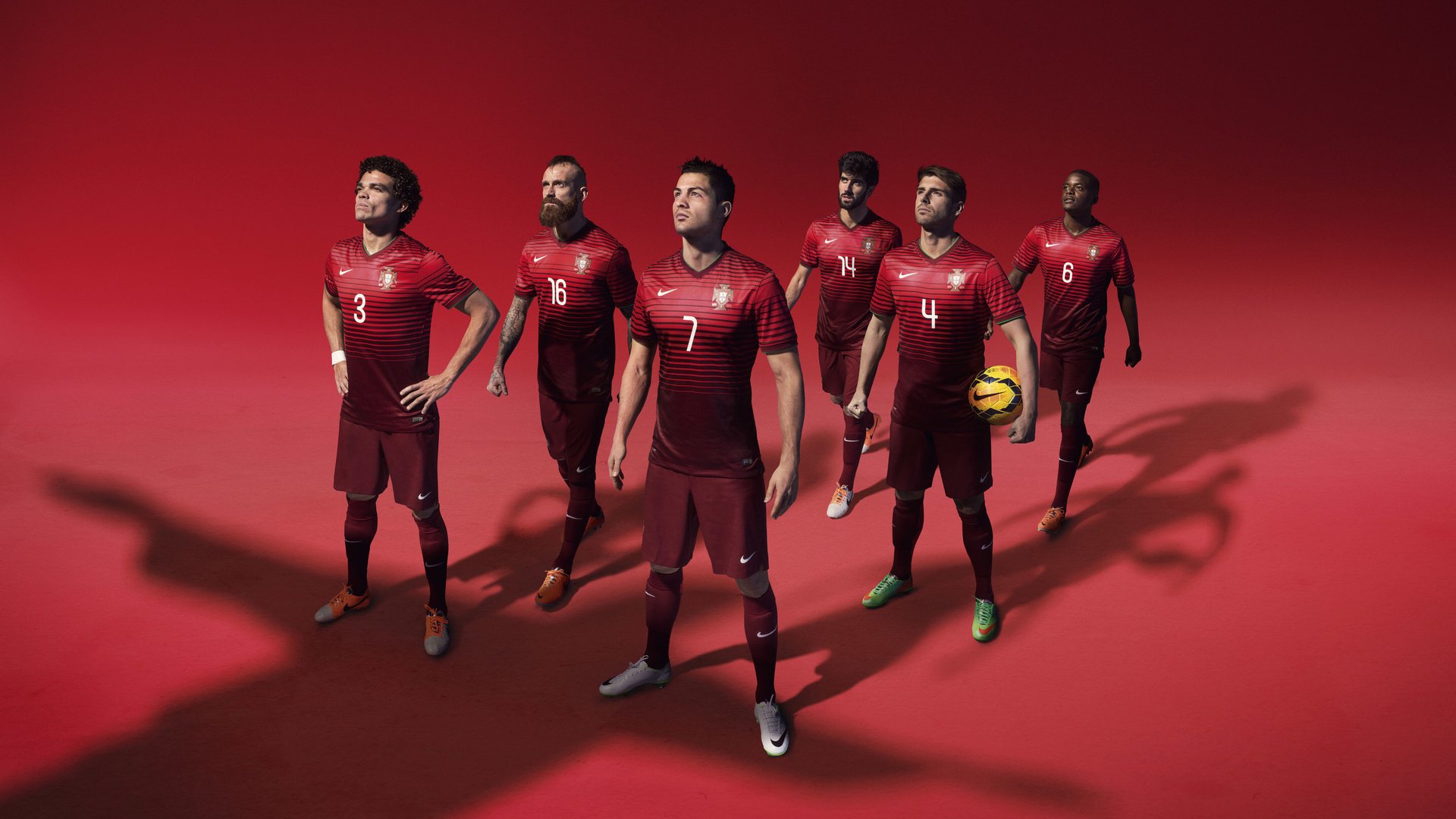 绝杀与点燃，当葡萄牙铁血遇上莱万火焰，足球之夜的双重狂想